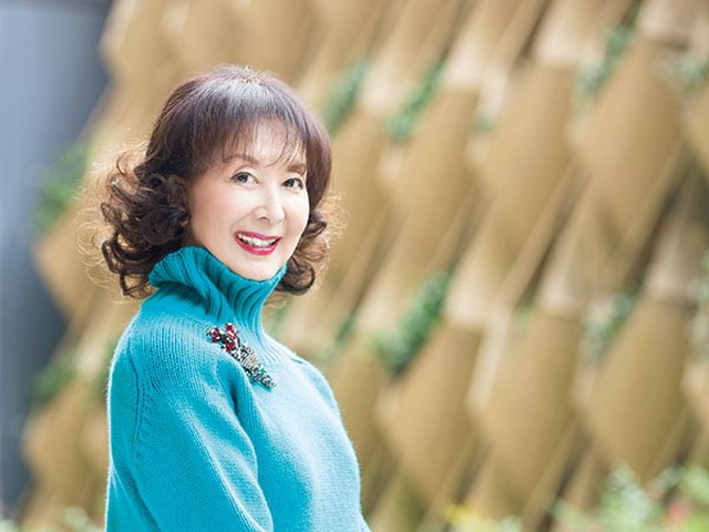 岸惠子さん「自分に向き合う孤独な時間を楽しむ」（HALMEK up）