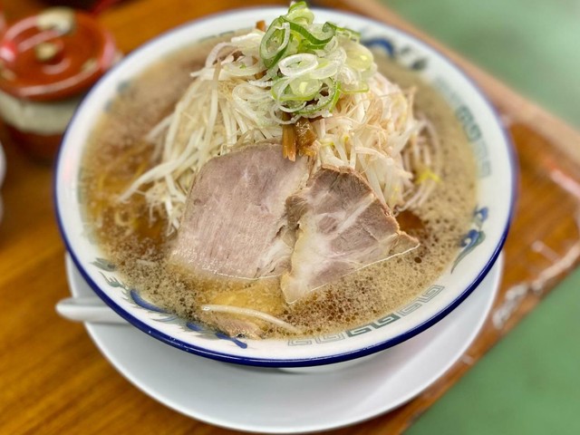 【必見】名駅から徒歩すぐ！東海の台所・柳橋中央市場の人気店と絶品メニュー4選（土庄雄平「名古屋深掘りチャンネル」）