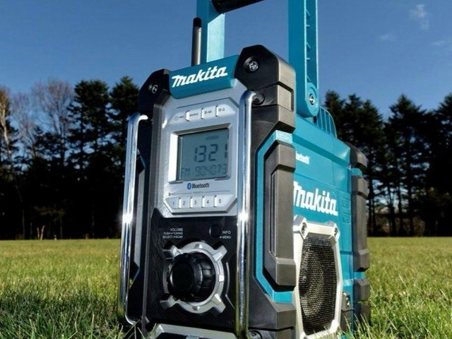 マキタBluetoothラジオのカッコ良さと扱いやすさは唯一無二（アスキー）