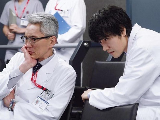 岡田准一主演のドラマ「白い巨塔」BD/DVD化、松山ケンイチや寺尾聰が