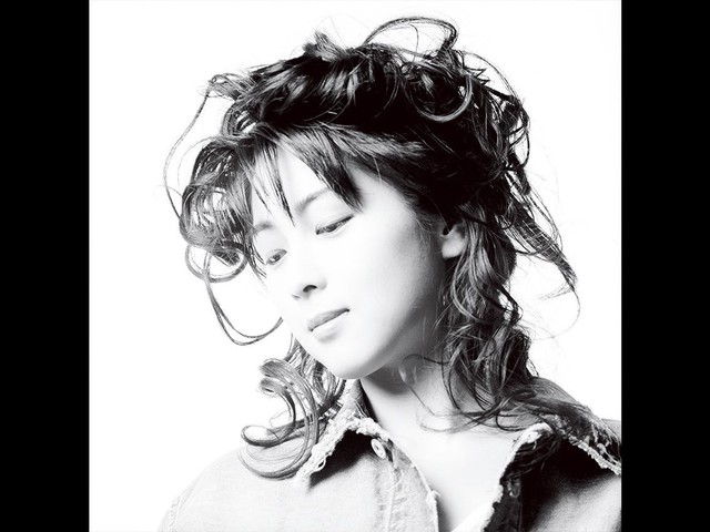 ZARD　坂井泉水さん2011 フィルムスタイル写真　 ６枚セット　希少 f640x480