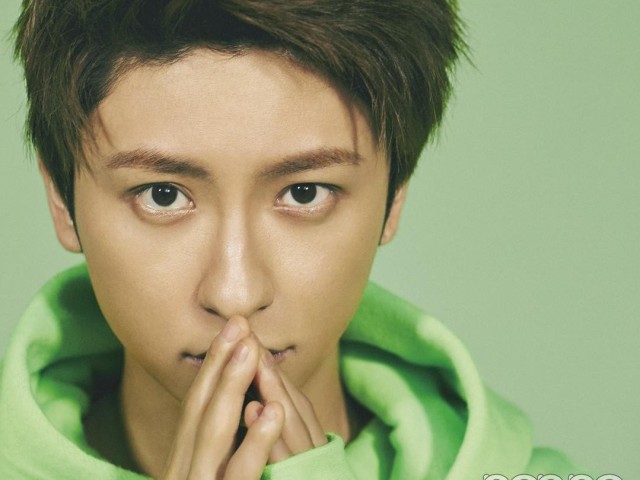 AAA - AAA 與真司郎 iamwhatiam トレーナー 緑L 2025年最新】i am what i amの人気アイテム - メルカリ