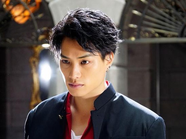 片寄涼太vs鈴木伸之のバトル勃発！＜PRINCE OF LEGEND＞（ザテレビジョン）