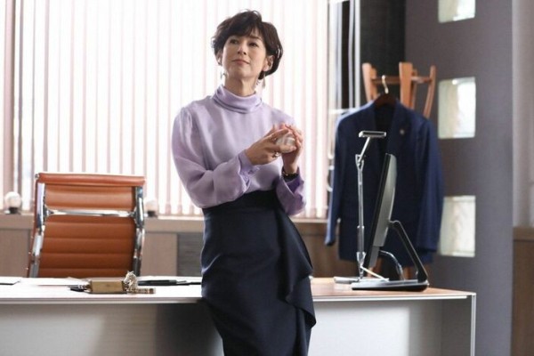 最終回直前！鈴木保奈美さん『SUITS／スーツ2』の着こなし54コーデ