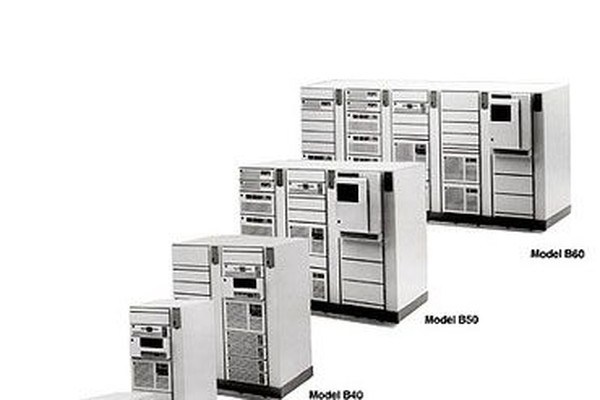 業界に多大な影響を与えた現存メーカー AS/400でオフィスでの地位を不動にしたIBM（アスキー）
