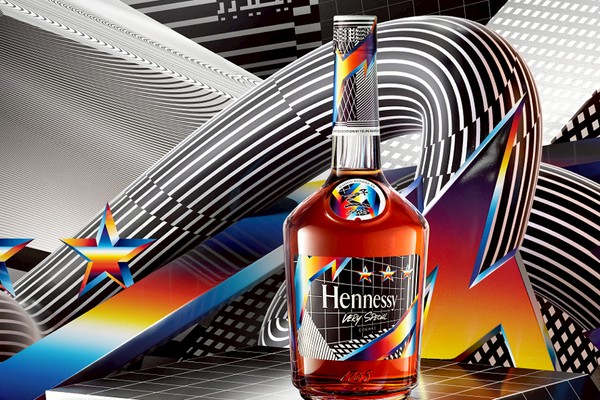 ヘネシーV.S リミテッドエディション byフェリペ・パントン Hennessy VS Limited Edition by Felipe Pantone, 700ml