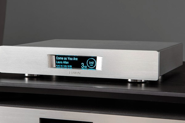 LUMINのネットワークプレーヤー「U1 MINI」を自室で体験し、その