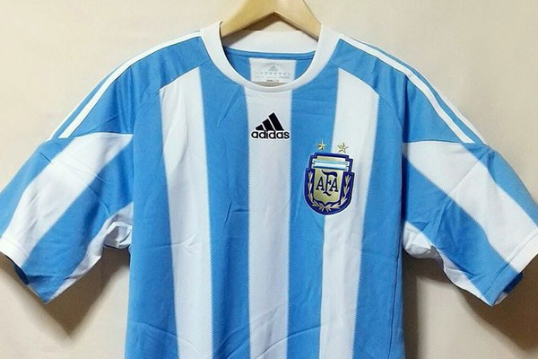 【新品/タグ付き】2010南アフリカW杯 アルゼンチン代表 ♯8 ベロン【O】 新品/タグ付き】2010南アフリカW杯 アルゼンチン代表 ♯8 ベロン