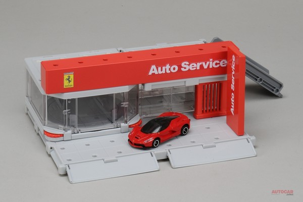 トミカとフェラーリ】50年のうち26年間、販売されず 復活の背景 かなり