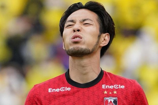 完売品 2024プレイヤーズクッション #23 杉本健勇 直筆サイン入り 完売品 2024プレイヤーズクッション #23 杉本健勇 直筆サイン