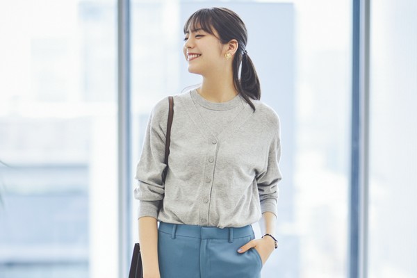 オフィスカジュアル　オンオフ　シンプル　きれいめコーディネートまとめ売り　M 20代女子のオフィスカジュアル、キーワードは「綺麗・清楚