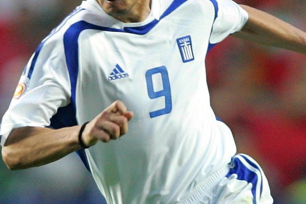 EURO伝説ユニ！2004年ギリシャ代表、「奇跡の初優勝」ユニフォーム（Qoly）