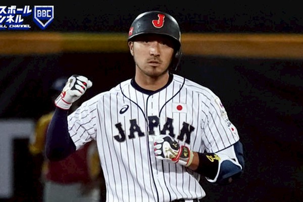 プレミア12】小さい身体で侍ジャパンを牽引。菊池涼介、山岡泰輔