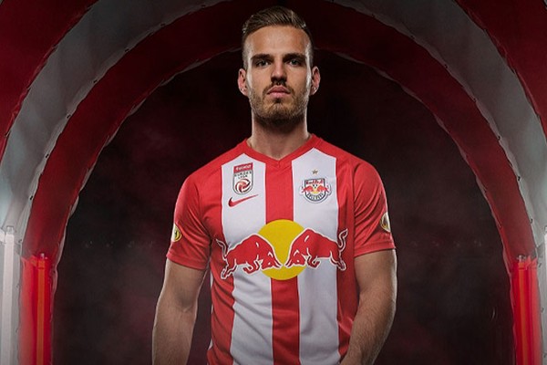 南野のレッドブル・ザルツブルク、2019-20新ユニフォーム発表