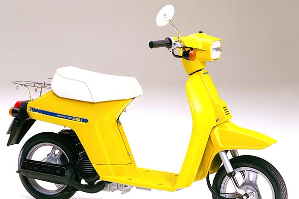 車体重量33kg！発売当時6万6000円という価格で話題を集めたホンダの