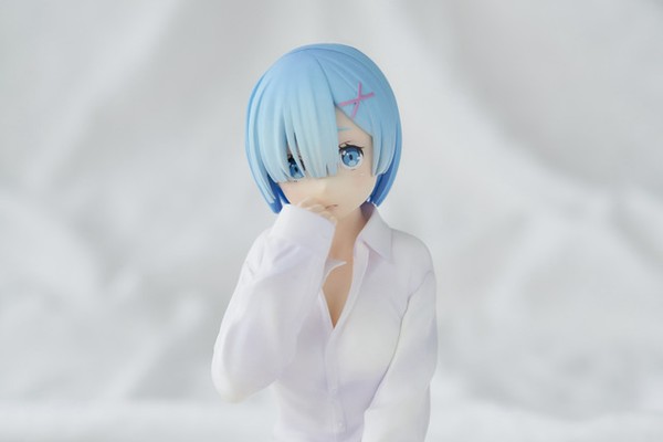 リゼロ」レム、“彼シャツ”思わせるYシャツ姿でフィギュア化！ セクシー