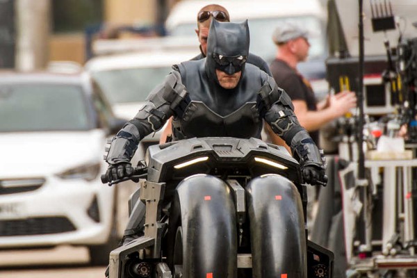 バットマン　バイク 過去最高にダークな狂気のサスペンス劇『THE BATMAN－ザ
