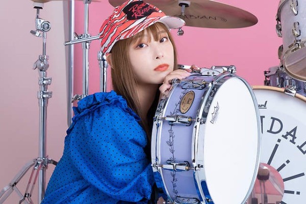 インタビュー】SCANDALのRINA、自身初シグネチャースネアを語る「人生