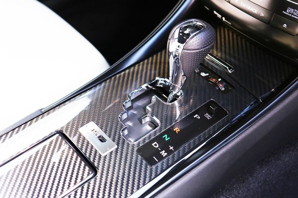 自動車用 ATシフトレバー 本体 ゲート式 JZX100 fc600x400
