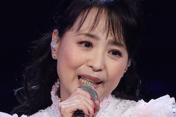 松田聖子 ディナーショーで口パク疑惑！チケット代は5万円超（女性自身）