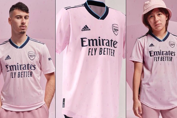 初の「ピンクユニ」登場！アーセナルが22-23新サードユニフォームを