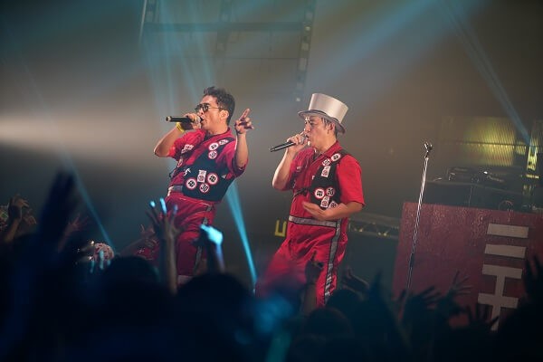 電気グルーヴ30周年「ウルトラのツアー」をライブレポート