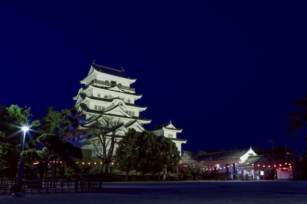 もうすぐ築城400年！ 福山城ライトアップ／福山城公園（広島県