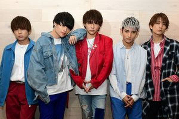 メジャーデビュー1年を迎えたカラクリにツアー直前インタビュー！（歌詞/音楽情報 UtaTen）