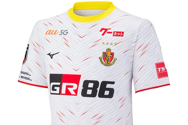 名古屋グランパス、V模様の2022アウェイユニフォーム