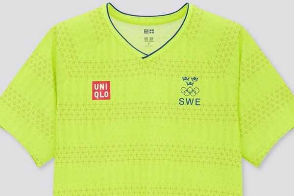 激レア　希少⭕️Uniqlo スウェーデン ニットジャケット　パラリンピック　選手 東京五輪用・錦織圭モデル 日本代表 uniqlo ＜ OKAフットボール