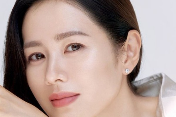 大ヒット韓国ドラマ 「愛の不時着」 主演女優 ソン・イェジン